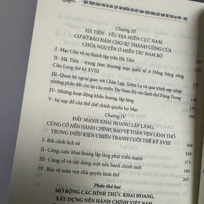 QUÁ TRÌNH KHAI PHÁ VÀ XÁC LẬP CH.Ủ QUYỀN CỦA VIỆT NAM TRÊN VÙNG ĐẤT NAM BỘ (THẾ KỶ XVII – XIX) - Nguyễn Quang Ngọc - NXB Chính Trị Quốc Gia Sự Thật.
