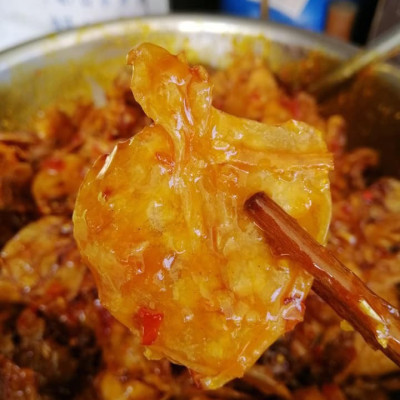 Mực Rim Me đã chế biến ăn liền hộp 1kg là món ăn ngon ơi là ngon của shop Đặc Sản Biển Phan Thiết NGỌC DŨNG. Hạn sử dụng 6 tháng kể từ ngày đặt hàng