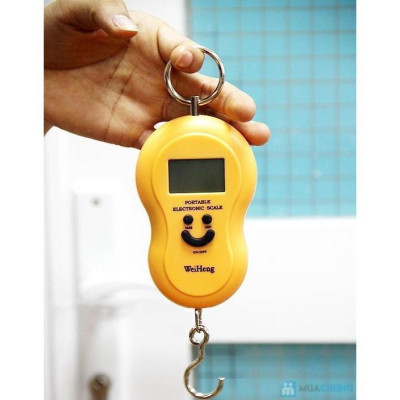 Cân Điện Tử Cầm Tay Tối Đa 50Kg Mặt Cười Tiện Lợi