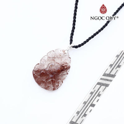 Mặt dây chuyền nữ hoàng hồ ly 9 đuôi đá thạch anh tóc đỏ hợp mệnh hỏa, thổ - Ngọc Quý Gemstones