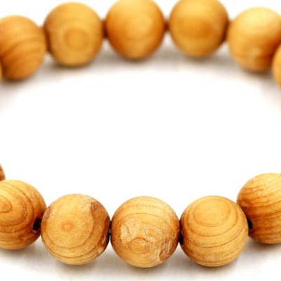 Chuỗi tay gỗ Ngọc am 10 ly 18 hạt