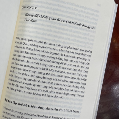 VIỆT NAM VÀ HÌNH MẪU TRUNG HOA - Nghiên cứu so sánh về chính quyền dân sự nhà Nguyên và nhà Thanh nửa đầu thế kỷ XIX – Alexander Barton Woodside – Nhã Nam – NXB Thế Giới (Bìa mềm) 