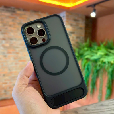 Ốp lưng cho iPhone 16 Pro , iPhone 16 Pro Max hiệu Likgus VALOR hỗ trợ sạc từ , lưng nhám viền màu có giá đỡ kim loại , chống sốc chống va dập thời trang cao cấp - Hàng chính hãng