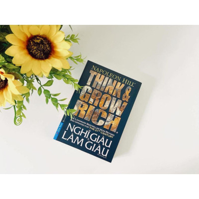 Sách - Combo Bí Quyết Áp Dụng 7 Thói Quen Của Bạn Trẻ Thành Đạt (Khổ lớn) + Nghĩ Giàu Và Làm Giàu - FirstNews