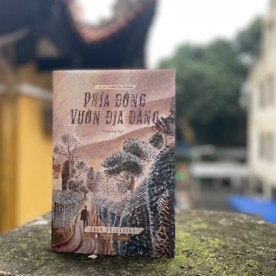 Phía Đông Vườn Địa Đàng