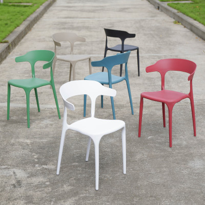 Ghế ăn đúc nguyên khối cổ điển dành cho quán cà phế, văn phòng