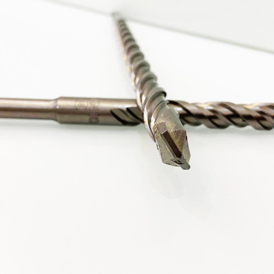 MŨI KHOAN BÊ TÔNG SDS ĐƯỜNG KÍNH PHI Ø 16 DÀI 310MM XUYÊN TƯỜNG ĐẦU DẸT KYNKO MKBTXT- 16310