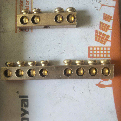 Thanh trung tính nối đất 4P và 9P