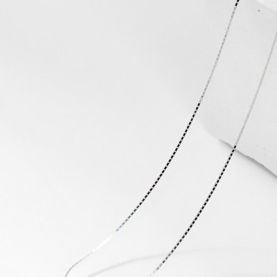 Mặt Dây Chuyền Phong Thủy Đá Cẩm Thạch 1 Hạt Tặng Dây Chuyền Bạc (8mm) Mệnh Mộc, Hỏa Ngọc Quý Gemstones