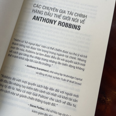  (#1 New Yorrk Times Bestseller) ĐẦU TƯ THÔNG MINH - Anthony Robbins - First New – bìa mềm