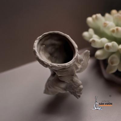 Chậu Đất Nung Hình Thiên Thần Chấp Tay