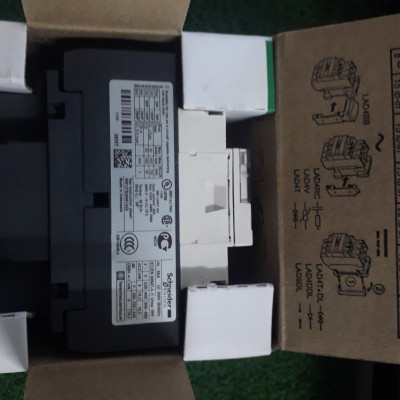Khởi động từ LC1D38M7 Schneider 220VAC 3P-38A | Chính hãng |