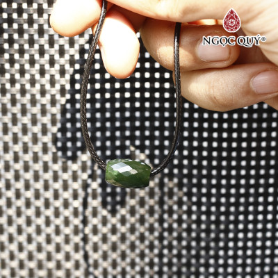 Mặt dây chuyền lu thống ngọc bích facet giác mệnh hỏa mộc - Ngọc Quý