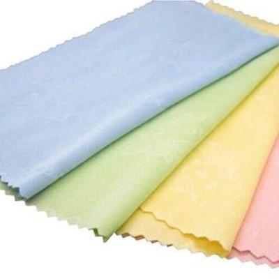 1 Hộp Khăn Lau Kính Mắt - Màn Hình Điện Tử