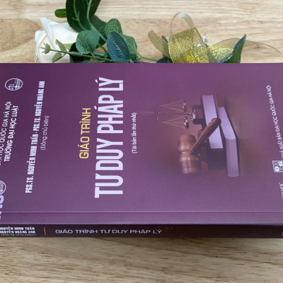 Giáo trình tư duy pháp lý