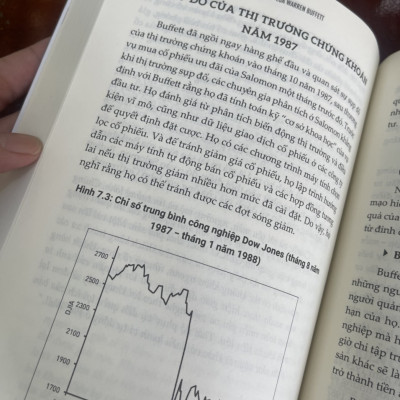 TRIẾT LÝ ĐẦU TƯ CỦA WARREN BUFFETT - Glen Arnold (tác giả bán chạy số 1 với The financial guide to investing) – 1980books – bìa mềm