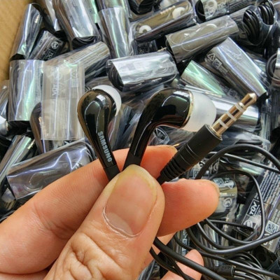 Tai Nghe A70 Zin chính hãng_phù hợp cho dòng máy jack 3.5 âm bao hay có mic thoại cực  trong