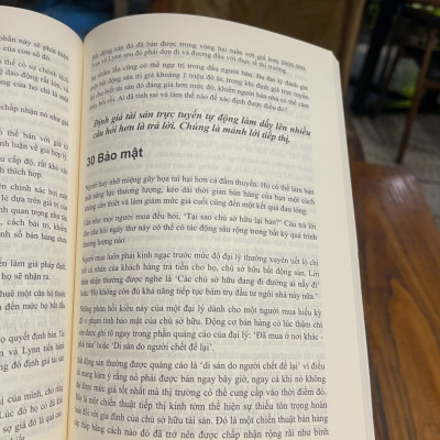 THẾ GIỚI BÊN TRONG BẤT ĐỘNG SẢN: Mua, Bán và tạo Lợi nhuận trong Thị trường Bất động sản – Peter O’malley – NXB Xây Dựng 