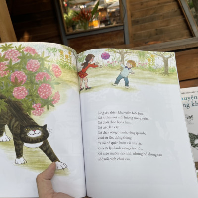 (Combo 5 cuốn) MÈO MOG MẬP (Cô Mèo Cứu Em Bé, Chuyện Ở Phòng Khám, Giáng Sinh Của Cô Mèo, Cô Mèo Và Bà và Cô Mèo Đãng Trí) – Judith Kerr – Hằng Nga dịch – NXB Kim Đồng (Bìa mềm)