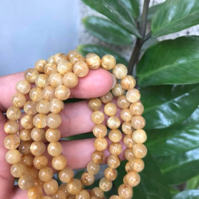 VÒNG TAY ĐÁ THẠCH ANH TÓC VÀNG TỰ NHIÊN SẠCH ĐẸP 108 HẠT  SIZE VÒNG 7MM 100% ĐÁ THIÊN NHIÊN  NỮ MỆNH KIM MỆNH THỔ MỆNH THỦY ĐEO KIỂU QUẤN TAY RẤT SANG RẤT XINH Ạ