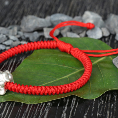 Vòng Tay Kết Dây Tuổi Tuất Ngọc Quý Gemstones