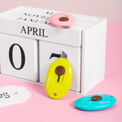 Dao rọc giấy mini 35mm Deli - E2050