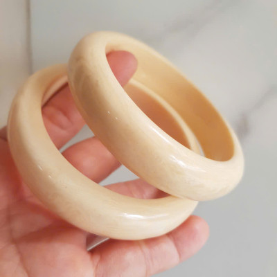 Vòng Đeo Tay Nam Giả Ngà hay Xương Mỹ Nghệ Ni 65mm cao 17mm dầy 9mm 68kg - 80kg đeo ạ