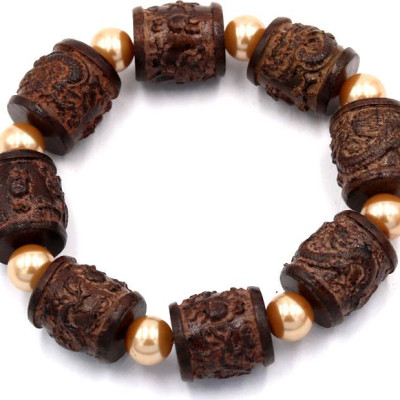 Vòng tay chuỗi hạt trụ rồng gỗ đàn hương TRNT15