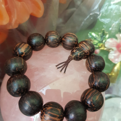 Vòng Tay Mới Gỗ Dừa Hồ Lô Hút Tài 18mm Nam tay to đeo tay đẹp lạ ạ