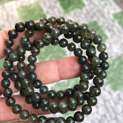 Vòng chuỗi đeo tay 108 hạt đá thạch anh tóc xanh tự nhiên Vòng size 6mm Chất liệu đá thiên nhiên đeo quấn vào tay kiểu vòng trẻ trung đẹp Hợp nữ mệnh mộc hỏa thủy ạ