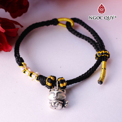 Vòng tay dây vải phối charm bạc cao cấp - Ngọc Quý