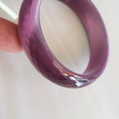 Vòng tay nữ đá mắt mèo bản hẹ giác tím mới đẹp Vòng Ni 54mm x cao 16mm x dầy 6,2mm Vòng màu tím nho chuẩn hợp nữ mệnh hỏa, mệnh thổ 49kg - 54kg đeo ạ