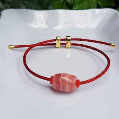 Vòng tay phong thủy may mắn Lu Charm Chất liệu hạt Đá Đào Hoa màu hồng vân tự nhiên Bóng đẹp dây đỏ may mắn có khoen chỉnh theo tay lớn nhỏ được hết ạ Nữ mệnh hỏa, mệnh thổ hợp vòng đeo tay xinh xắn, đẹp, may mắn tài lộc cho gia chủ ạ