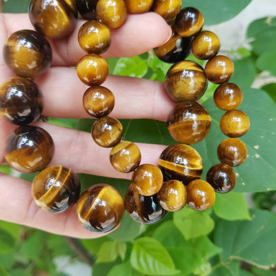 Vòng tay cặp Đá Mắt Hổ Tự Nhiên Vàng Nâu đem lại sự giàu có may mắn Vòng phù hợp với vợ chồng anh chị mệnh Thổ và mệnh Kim ạ Cặp vòng size 10mm và 16mm đeo rất đẹp tốt ạ