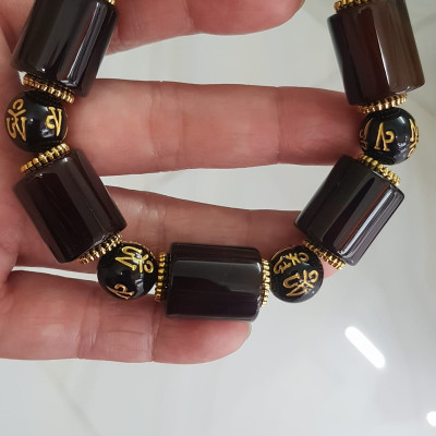 Vòng tay nam mã não nâu mix tây tạng kiểu hạt ống vuông tròn Size vòng 15mm đẹp ạ Ý nghĩa mang năng lượng tích cực may mắn cát tường cho gia chủ ạ