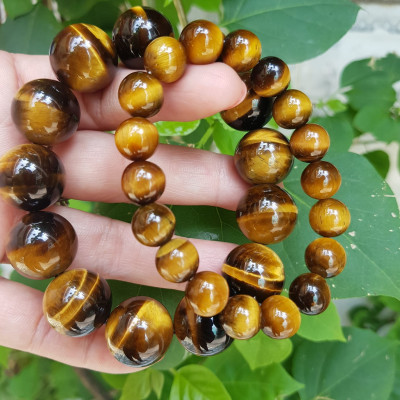 Vòng tay cặp Đá Mắt Hổ Tự Nhiên Vàng Nâu đem lại sự giàu có may mắn Vòng phù hợp với vợ chồng anh chị mệnh Thổ và mệnh Kim ạ Cặp vòng size 10mm và 16mm đeo rất đẹp tốt ạ