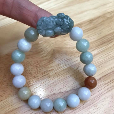 Chiếc Vòng Tay Nữ Tỳ Hưu Phong Thủy Đá Cẩm Thạch tỳ hưu tự nhiên  Size vòng 10mm Màu Xanh Màu Đậm Nhạt  bóng đẹp  Nữ mệnh thủy mộc hỏa đeo tay đẹp lắm ạ