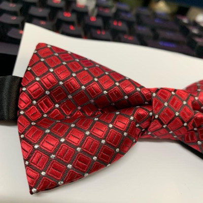 Nơ cổ nam xuất khẩu đỏ đô chấm bi mẫu đẹp phụ kiện cưới Giang