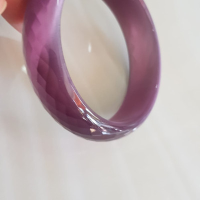 Vòng tay nữ đá mắt mèo bản hẹ giác tím mới đẹp Vòng Ni 54mm x cao 16mm x dầy 6,2mm Vòng màu tím nho chuẩn hợp nữ mệnh hỏa, mệnh thổ 49kg - 54kg đeo ạ