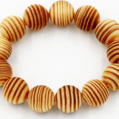 Vòng tay chuỗi hạt gỗ Huyết rồng 18 ly 13 hạt