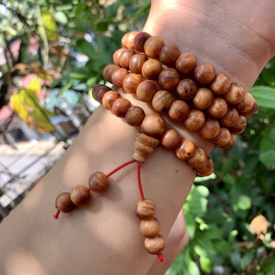 Vòng tay nu huyết long để mộc VIP, chuỗi tràng 108 hạt/ 8mm - Mùi thơm vĩnh viễn, vân gỗ đẹp (BH645-8) An Yên, Thịnh Vượng, May Mắn