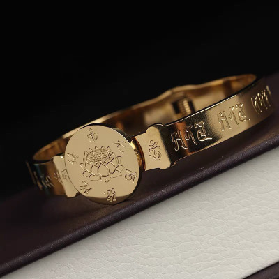 VÒNG TAY TITAN KHẮC HOA SEN VÀ CHÚ LĂNG NGHIÊM MẪU MỚI