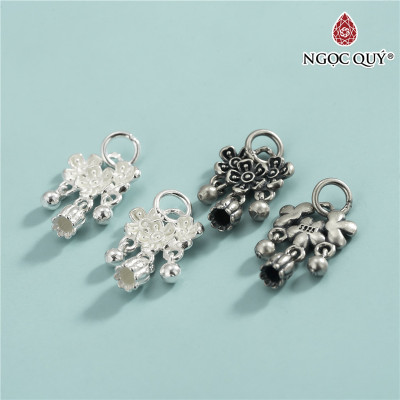 Charm bạc hình hoa nhỏ cùng hoa tulip treo - Ngọc Quý Gemstones