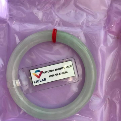 Vòng tay Đá Cẩm Thạch tự nhiên TRUNG SỊN 50mm x Dầy 8mm  XANH NGỌC NHẸ NHÀNG BÓNG ĐẸP Kèm Giấy Kiểm định Liulab No 476274  Hợp Nữ Mệnh Mộc Hỏa Thủy 50kg - 55kg đeo ạ