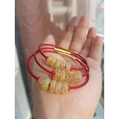 Vòng Tay 5 đồng tiền may mắn kiểu Đá thạch anh Vàng tự nhiên dây đỏ tài lộc Nữ mệnh Kim mệnh thổ mệnh Thủy đeo xinh đẹp ạ