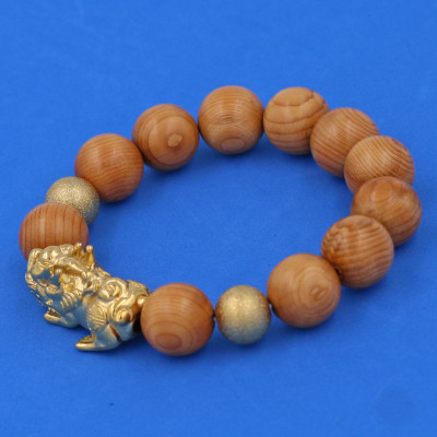Vòng chuỗi đeo tay gỗ thủy tùng 15 ly ( size lớn ) charm tỳ hưu và bi inox vàng, vòng tay chuỗi hạt