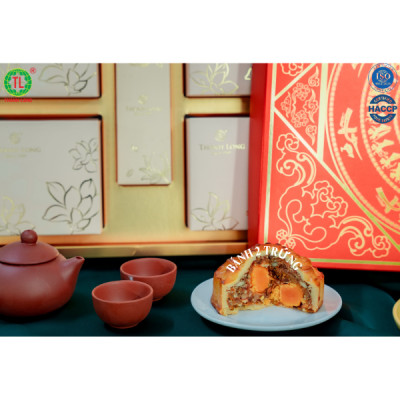Hộp bánh trung thu 4 bánh 2 trứng 270g - Thịnh Vượng - Thành Long 1080g - tặng 1 hộp trà  - Việt Nam