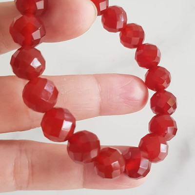 Vòng tay phong thuỷ Nữ đá mã não đỏ giác tự nhiên đẹp size vòng hạt 10mm hợp nữ mệnh hoả mệnh thổ ạ