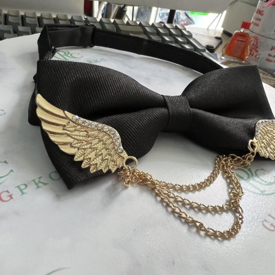 Nơ cổ nam đen trang trí cánh thiên thần Giangpkc