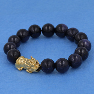 Chuỗi đeo tay đá lam sa 12 ly - cẩn Tỳ Hưu inox vàng VLSTHV12